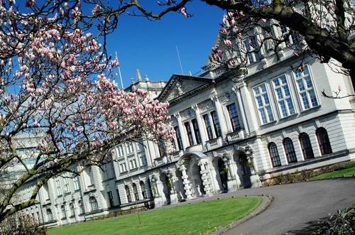 Cardiff University 卡地夫大学